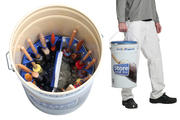 Extra large container with gel for storage of many paint brushes, even bent radiator brushes.